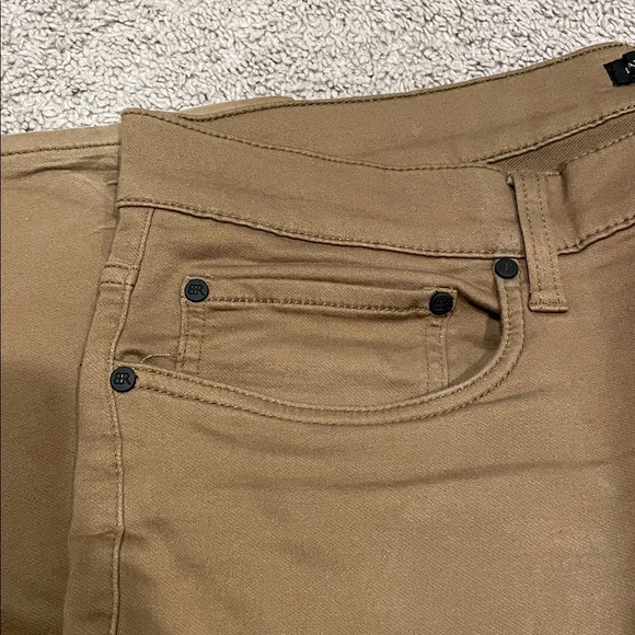 36x33 Banana Republic Men’s Khaki pants - Picture 5 of 8